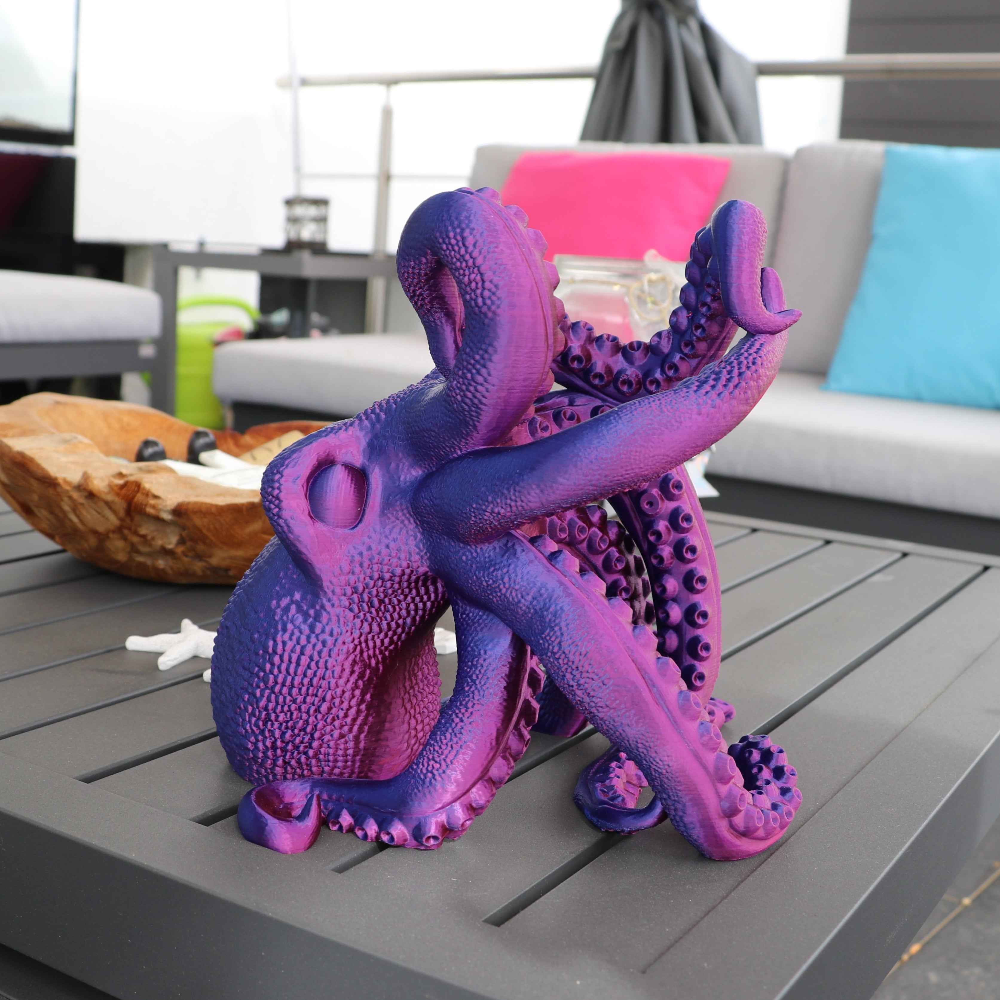 OctoGrip: Der perfekte Weinflaschenhalter für dein Zuhause