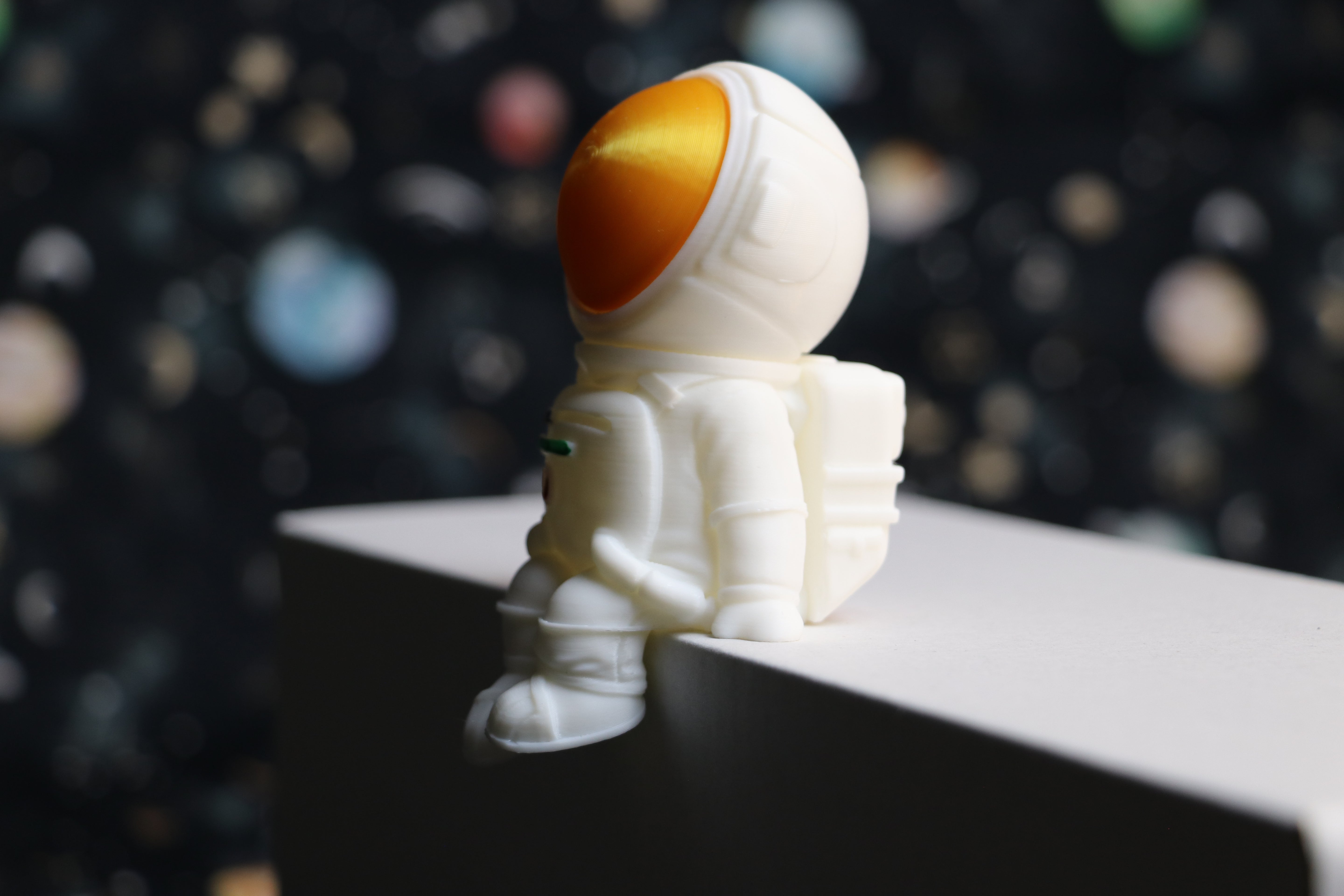 Astronaut Kantensitzer