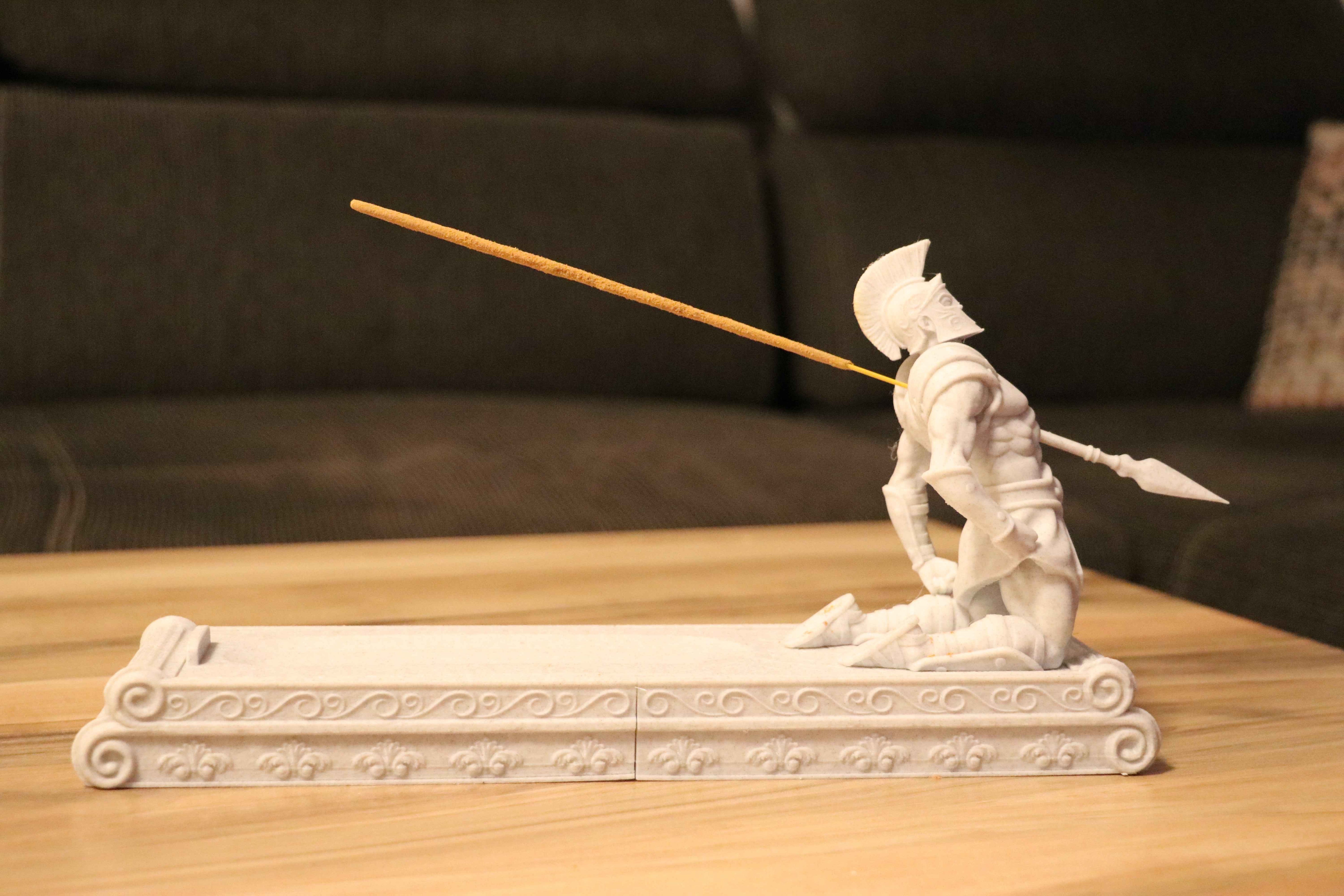 Gladiator -Halterung für Räucherstäbchen-