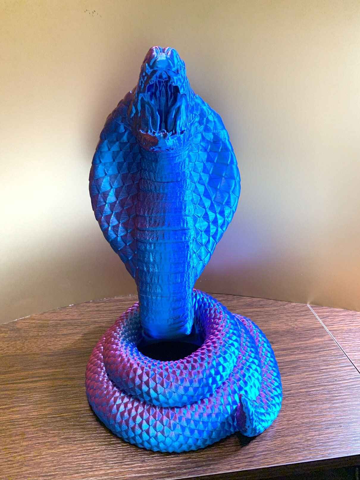 King Kobra Kopfhörerhalterung, auch als Dekoration ein Blickfang